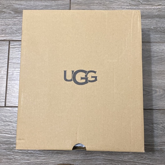 Classic Tan Size 9 Ultra Mini Platform - Picture 13 of 14